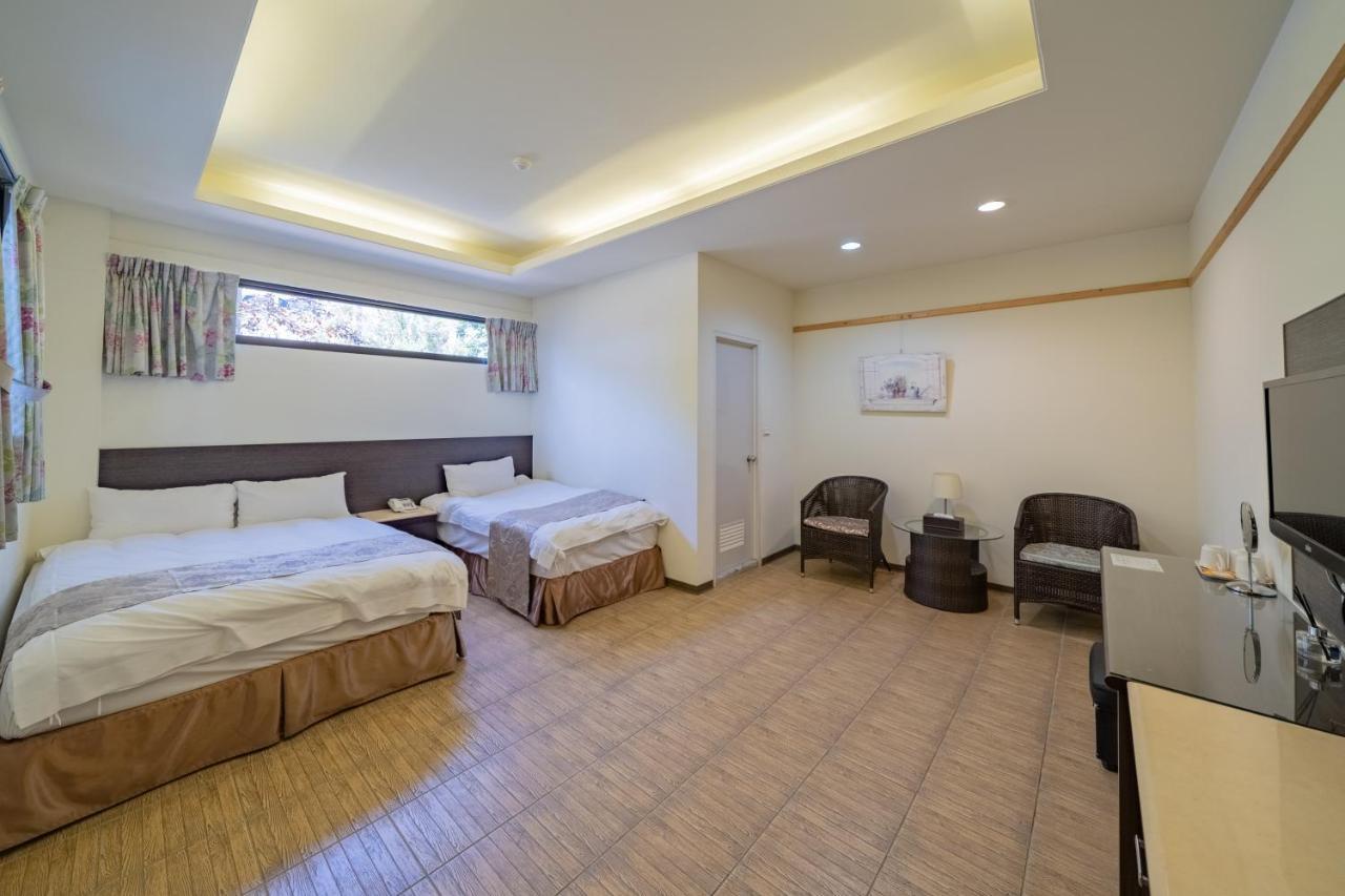 Hua Mu Xing Jing B&B Ren'ai Esterno foto